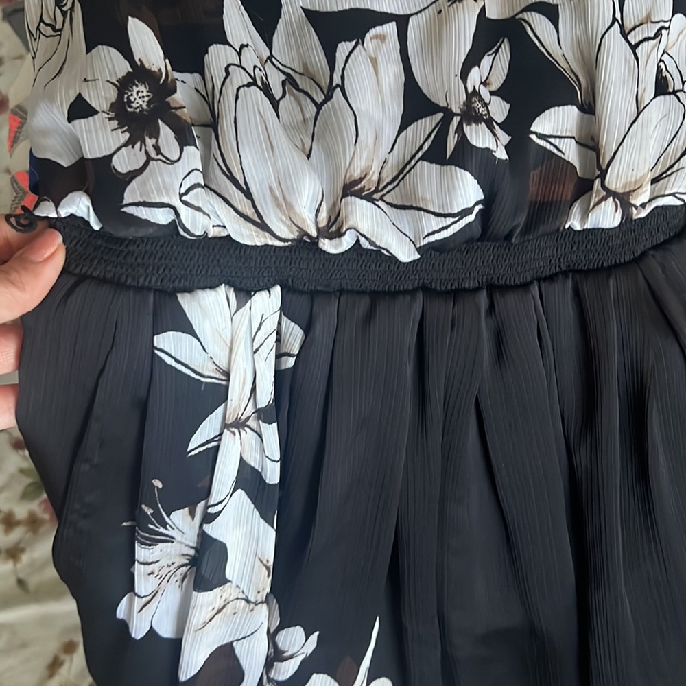 White House Black Market Dress Size 0 - Picture 5 of 10